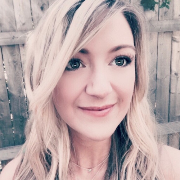 Meet your Posher, Katherine - Picture 5 of 8